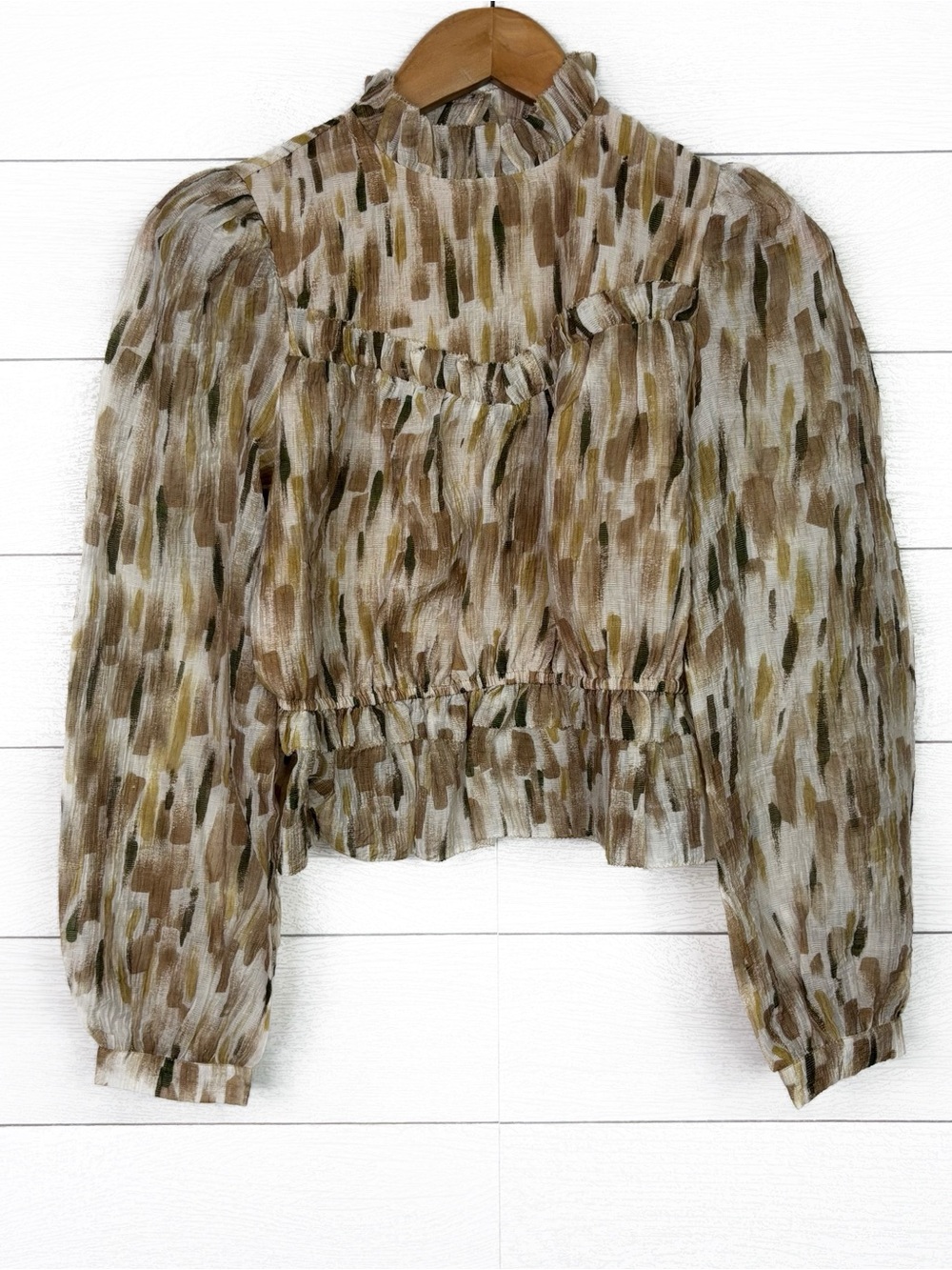 NWT En Saison Ruffle Neck Long Sleeve Peplum Blouse Print XS Tan Neutral New